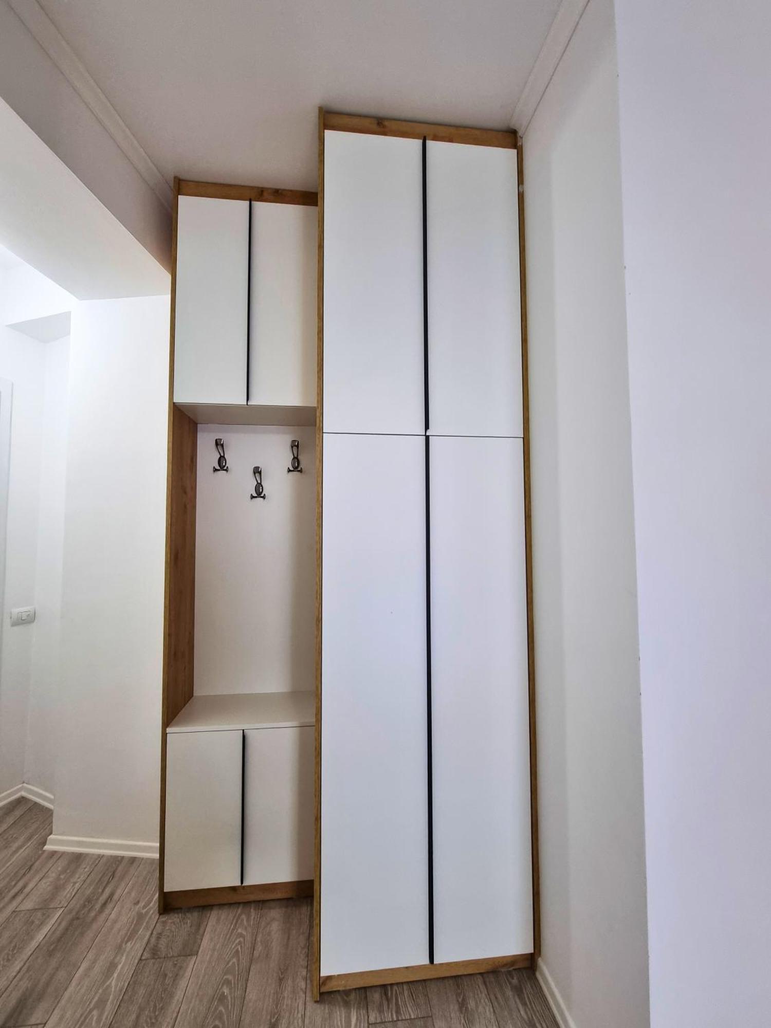 Cozy 2br Free Parking-wifi-ac-dryer Apartamento Tirana